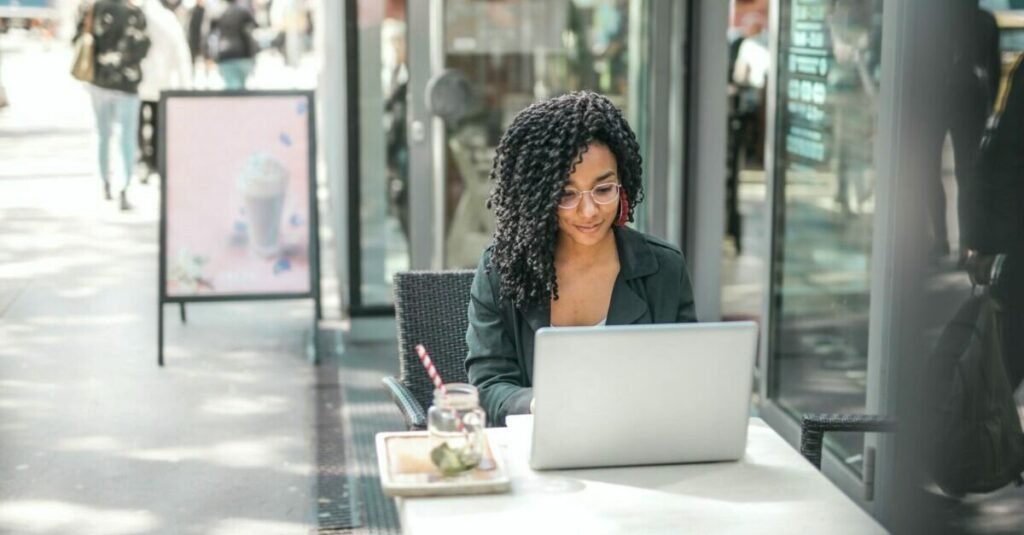 Freelance marketing freelance développeur en Suisse - 92 freelance développeur web Grand-Bassam - 53